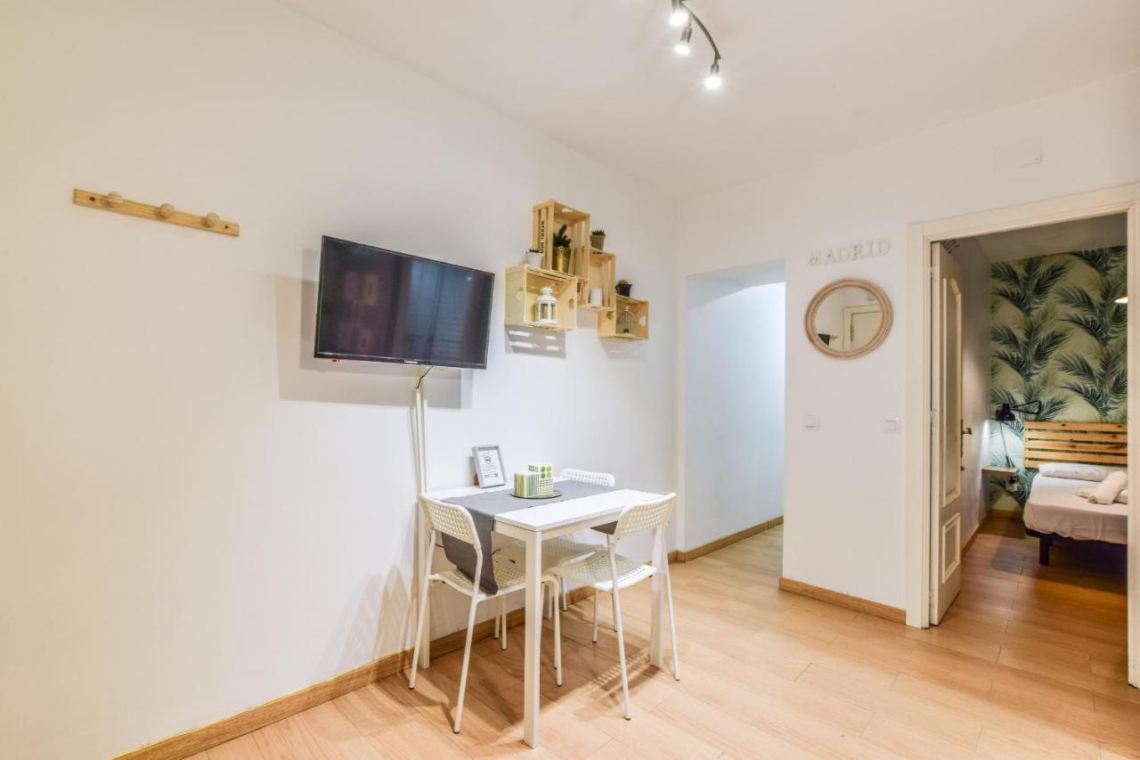 Acogedor Piso Madrid Centro Alquiler Temporal Apartment ภายนอก รูปภาพ